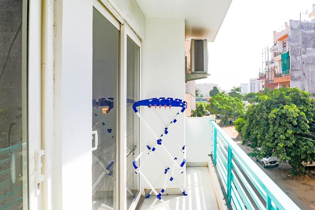 Fabhotel Kiara The Private Suites Delhi  Extérieur photo