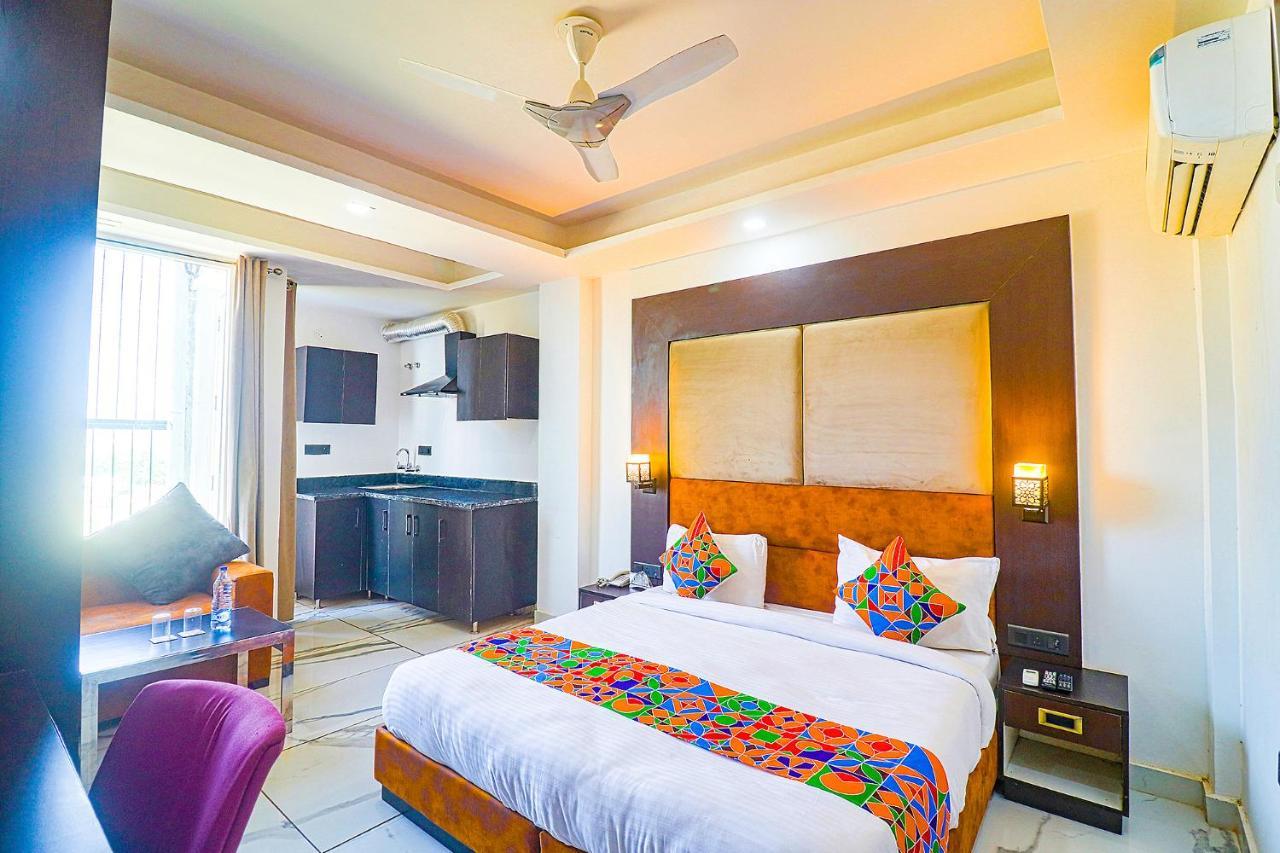 Fabhotel Kiara The Private Suites Gurgaon Extérieur photo