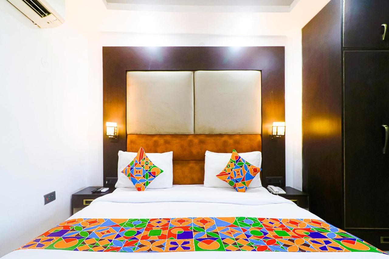 Fabhotel Kiara The Private Suites Gurgaon Extérieur photo