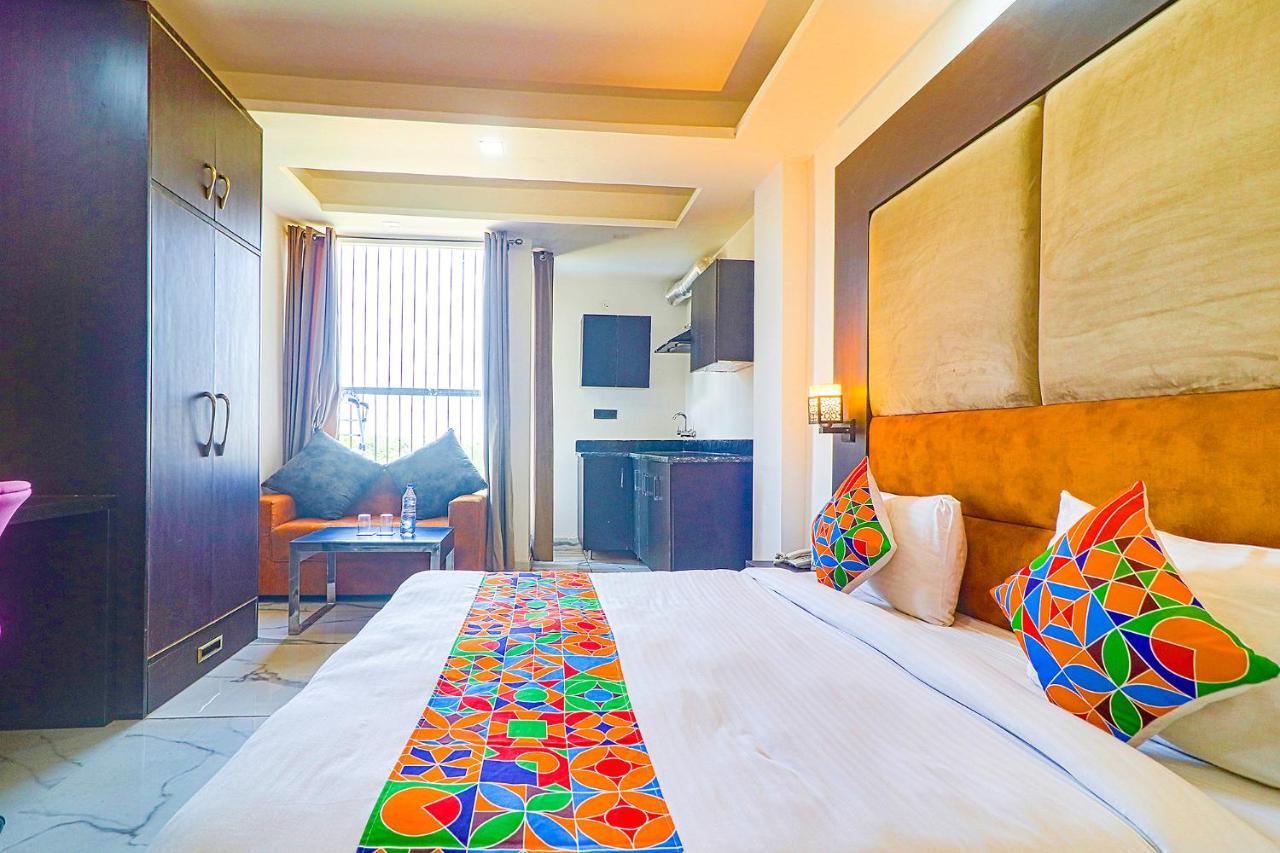 Fabhotel Kiara The Private Suites Gurgaon Extérieur photo