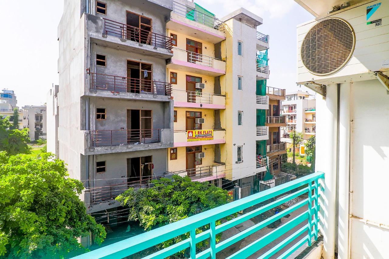 Fabhotel Kiara The Private Suites Gurgaon Extérieur photo