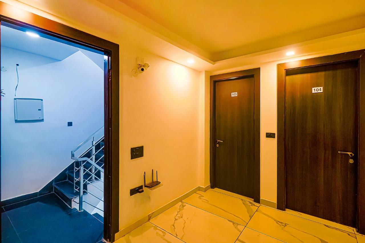 Fabhotel Kiara The Private Suites Delhi  Extérieur photo
